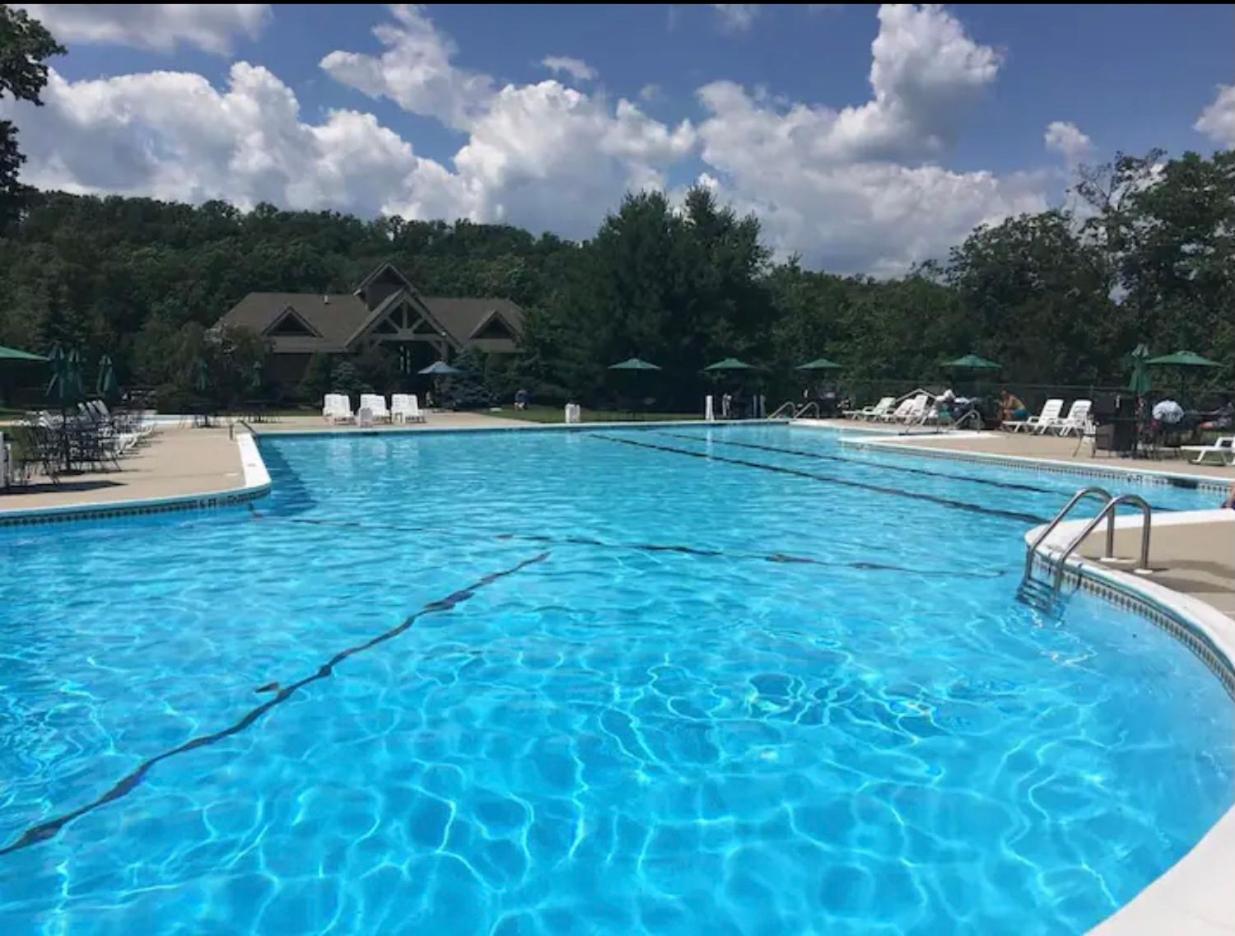 Camelback Private Home Located Behind Waterpark & Ski Lift Tannersville Buitenkant foto
